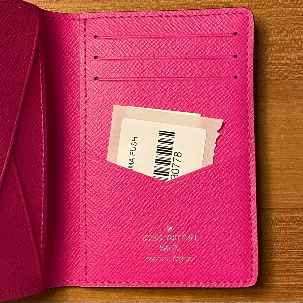 Louis Vuitton Taigarama fuchsia Pocket organizer - Picture 8 of 14